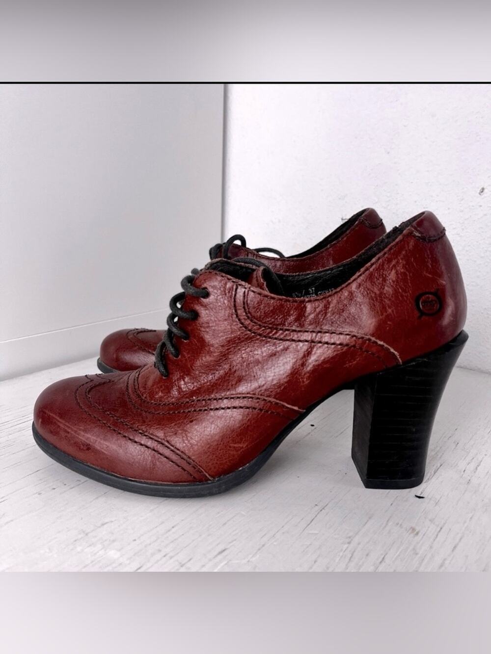 Born Elegant Zandi Brogue Brown Leather Heeled Shoes size 6.5
